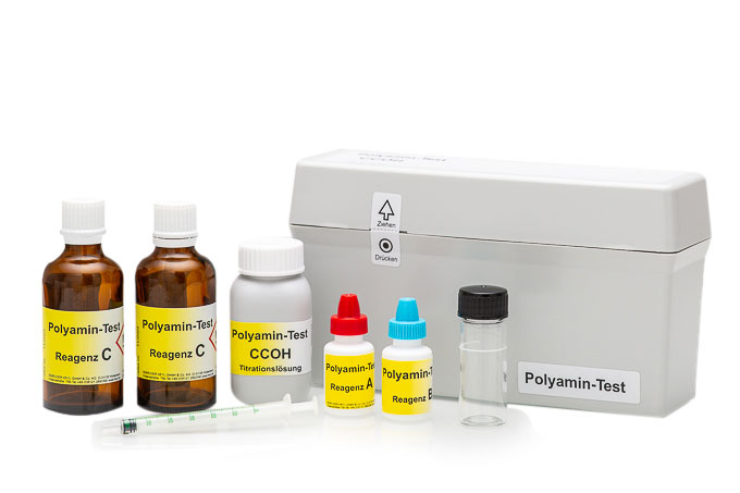 CCOH Polyamine-Testbesteck, Detailaufnahme der Reagenzflaschen und Pipette, Messung von Polyamin-Gehalten